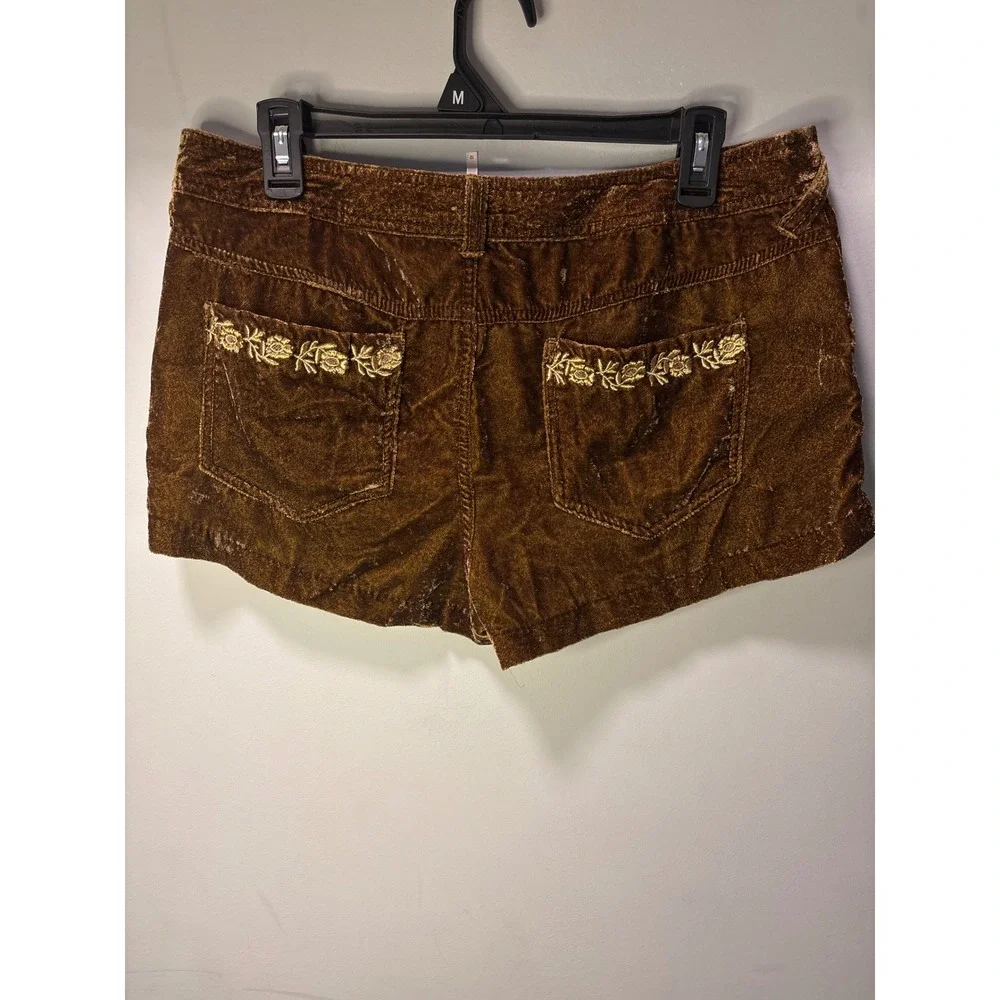 Free People Vintage Green Velvet Embroidered Boho Shorts Festival Floral Rare 10